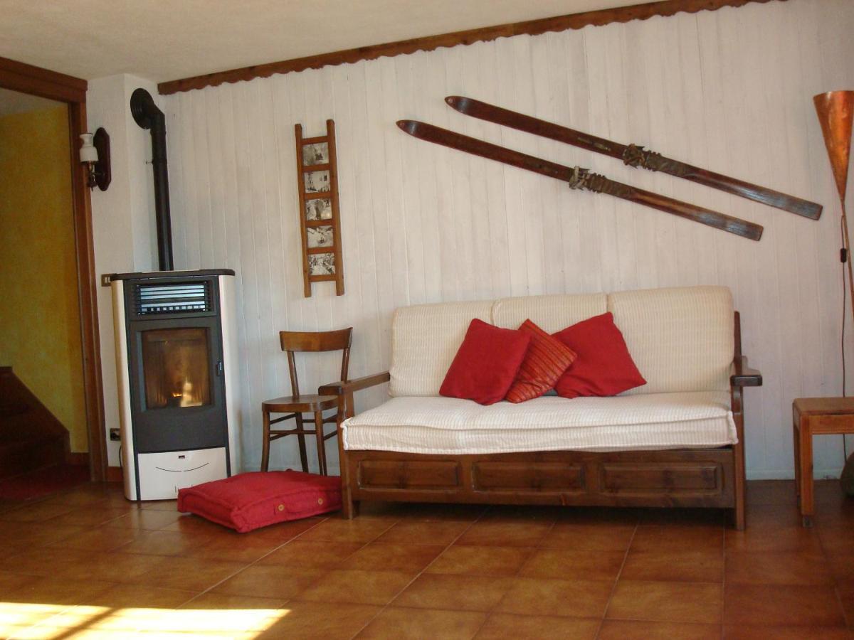La Casa Di Martina Apartment Сен Венсан Екстериор снимка